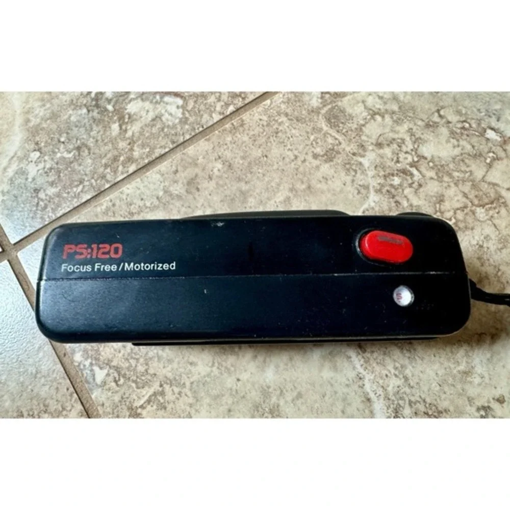 Vivitar PS:120 Focus Free / DX‎ Motorized Film Camera Point & Shoot Not Tested